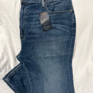 Lucky Brand Men's Dark Blue Relaxed Jeans New 181
